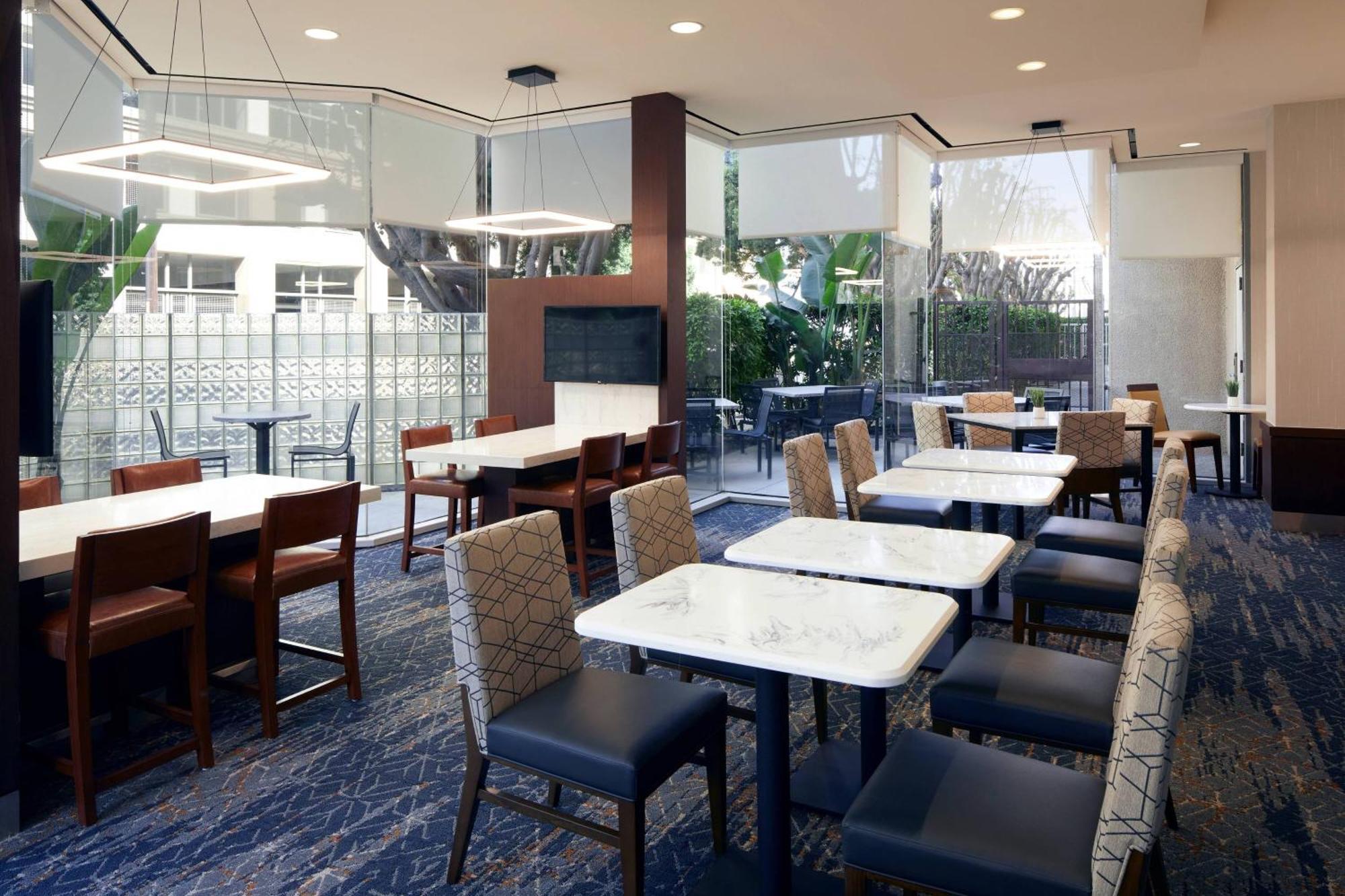 Courtyard By Marriott Los Angeles Lax / Century Boulevard Eksteriør bilde